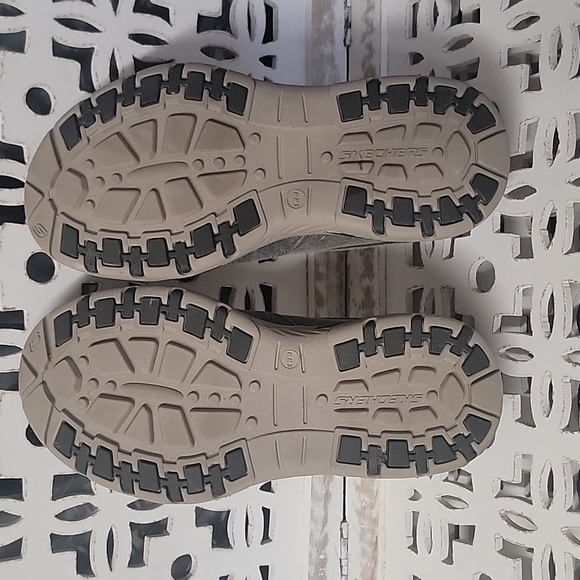 SKECHERS Men's Creston Moseco Slip-On Shoes - Picture 3 of 6